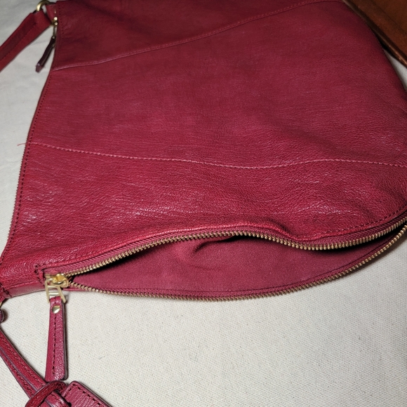 ❤ SOLD 🎆 Fossil Purse 😍 Red - Picture 6 of 14